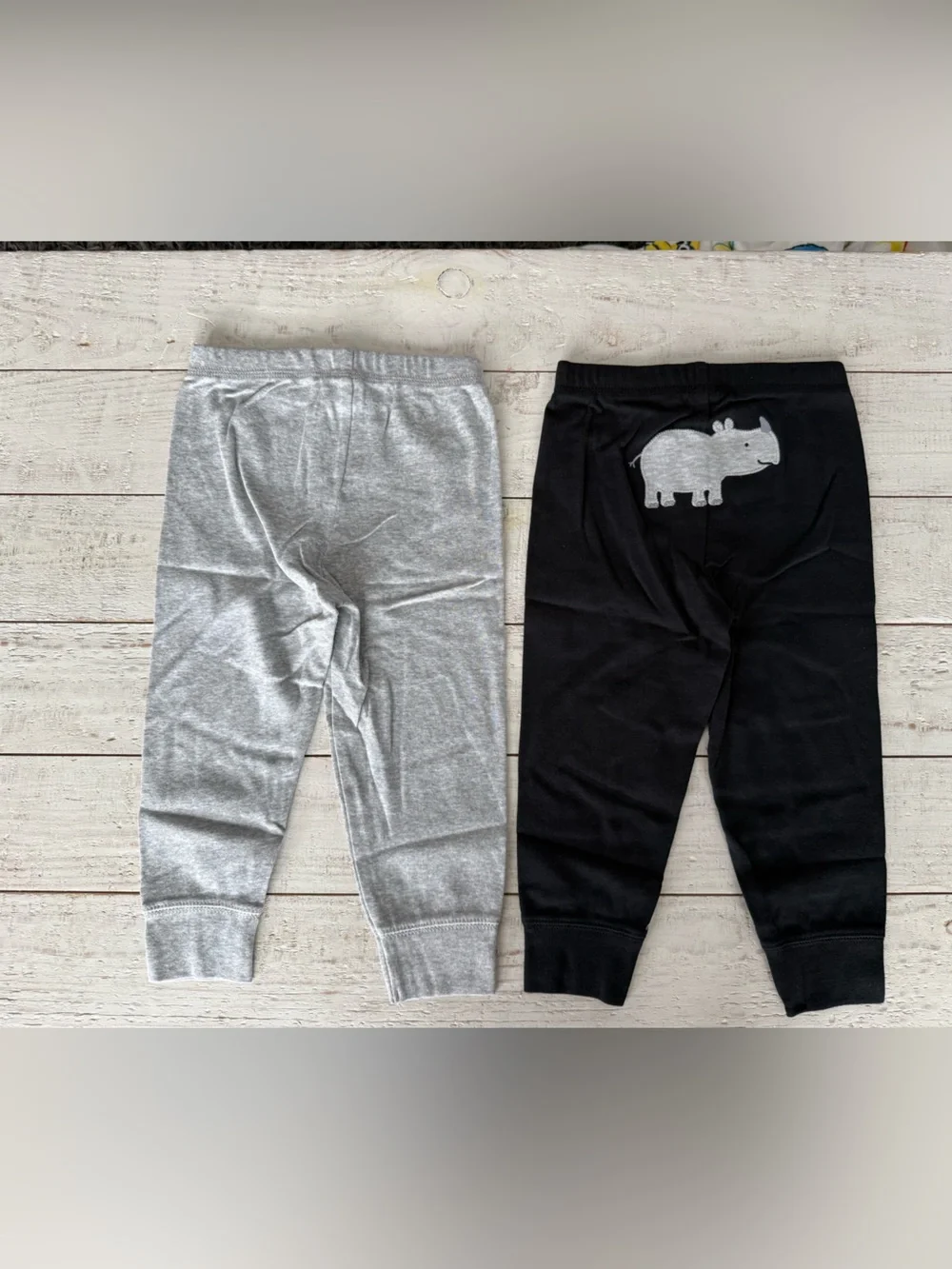 Simple Joy by Carters 5 piece set.